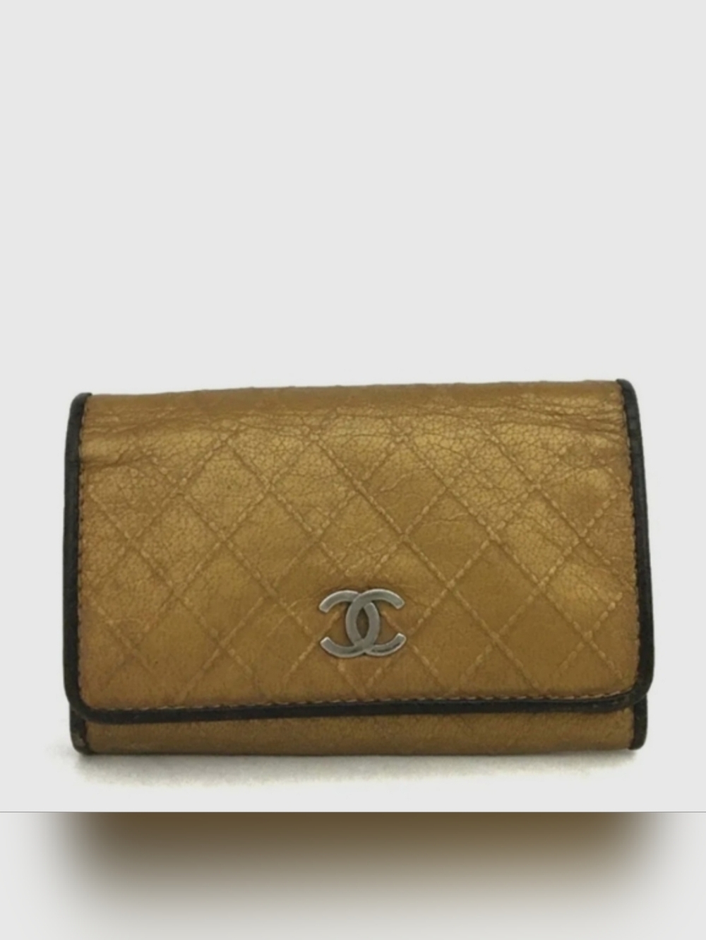 CHANEL Quilted Matelasse CC Logo Lambskin 6 Key Case/3U1226 - Picture 1 of 8